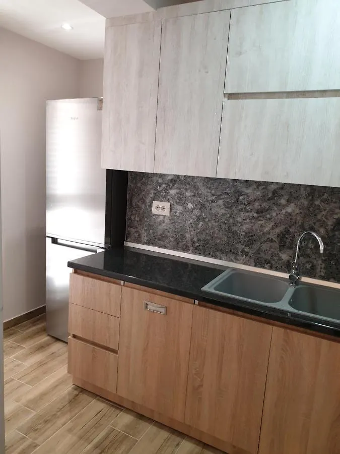 Vacation Apartment Near The Lake Apartament Afer Liqenit 포그라데츠 알바니아